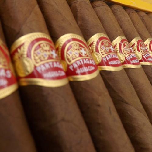 Partagas Petit Coronas Especiales Cigar - Box of 25