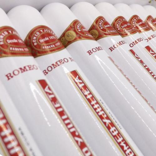 Romeo y Julieta No. 2 Tubed Cigar - Box of 10