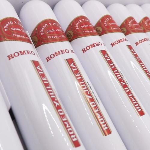 Romeo y Julieta No. 3 Tubed Cigar - Box of 25