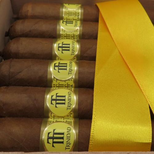 Trinidad Media Luna Cigar - Box of 12